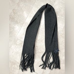 Grey fleece Lucky Brand scarf